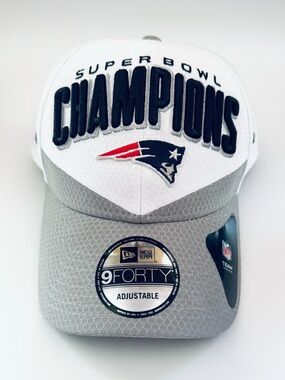 New Era White & Gray New England Patriots Super Bowl Champions 9FORTY Cap